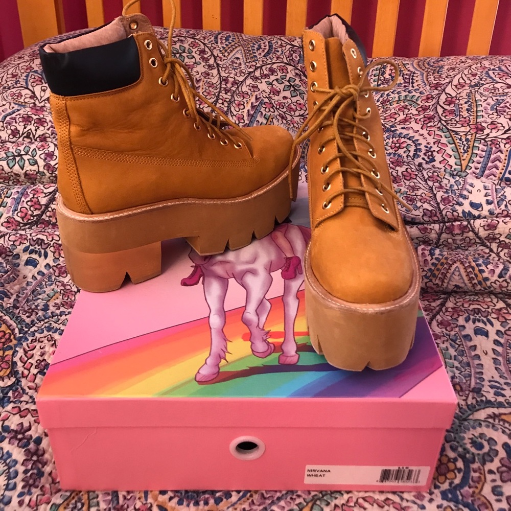 Jeffrey Campbell nirvana boots in wheat