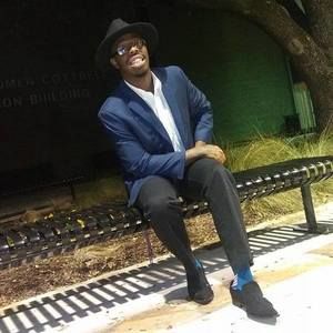 Meet your Posher, Larry