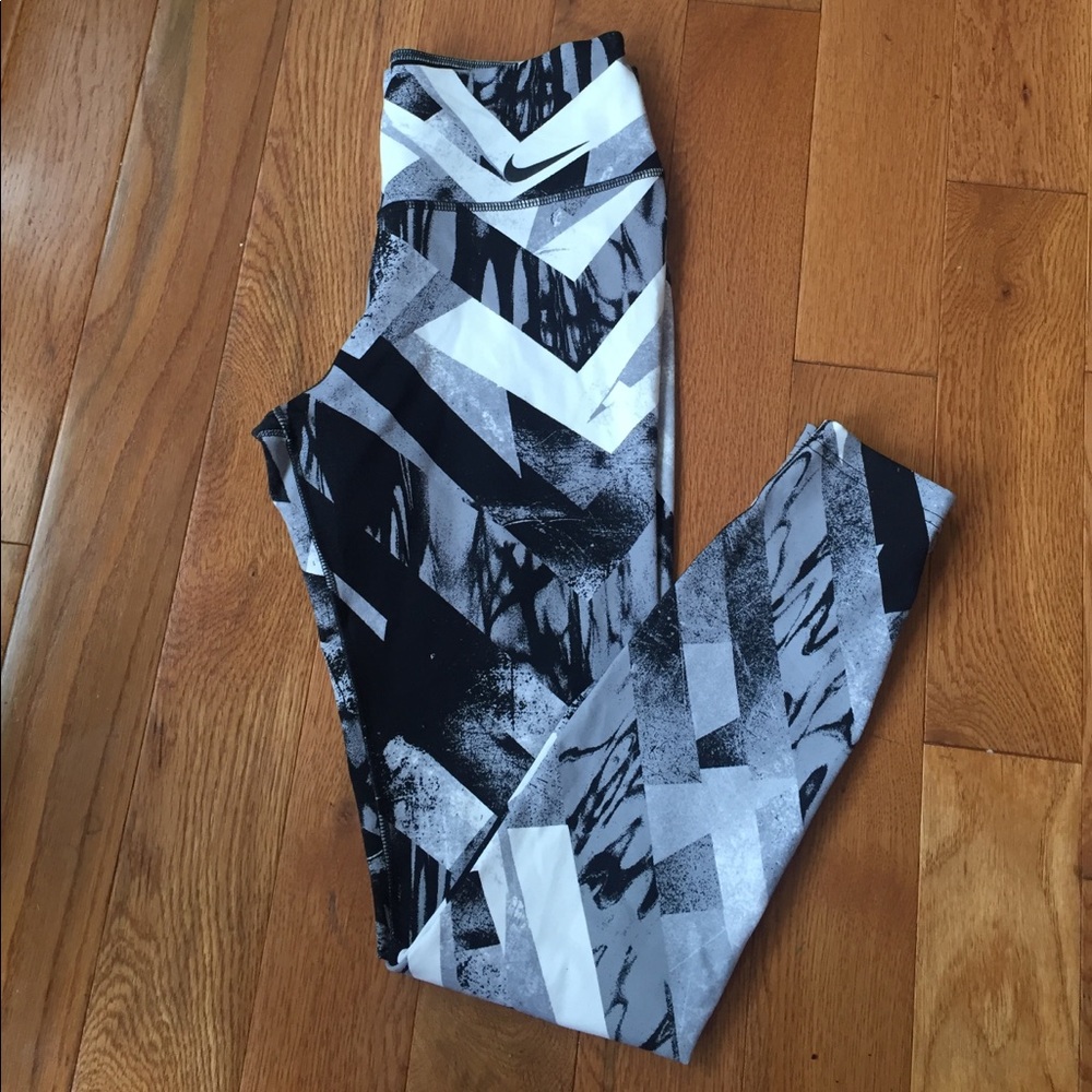 Nike dri-fit leggings