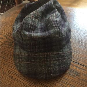 Eddie Bauer purple/black/gray plaid fitted hat