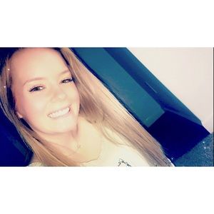 Meet your Posher, Megan