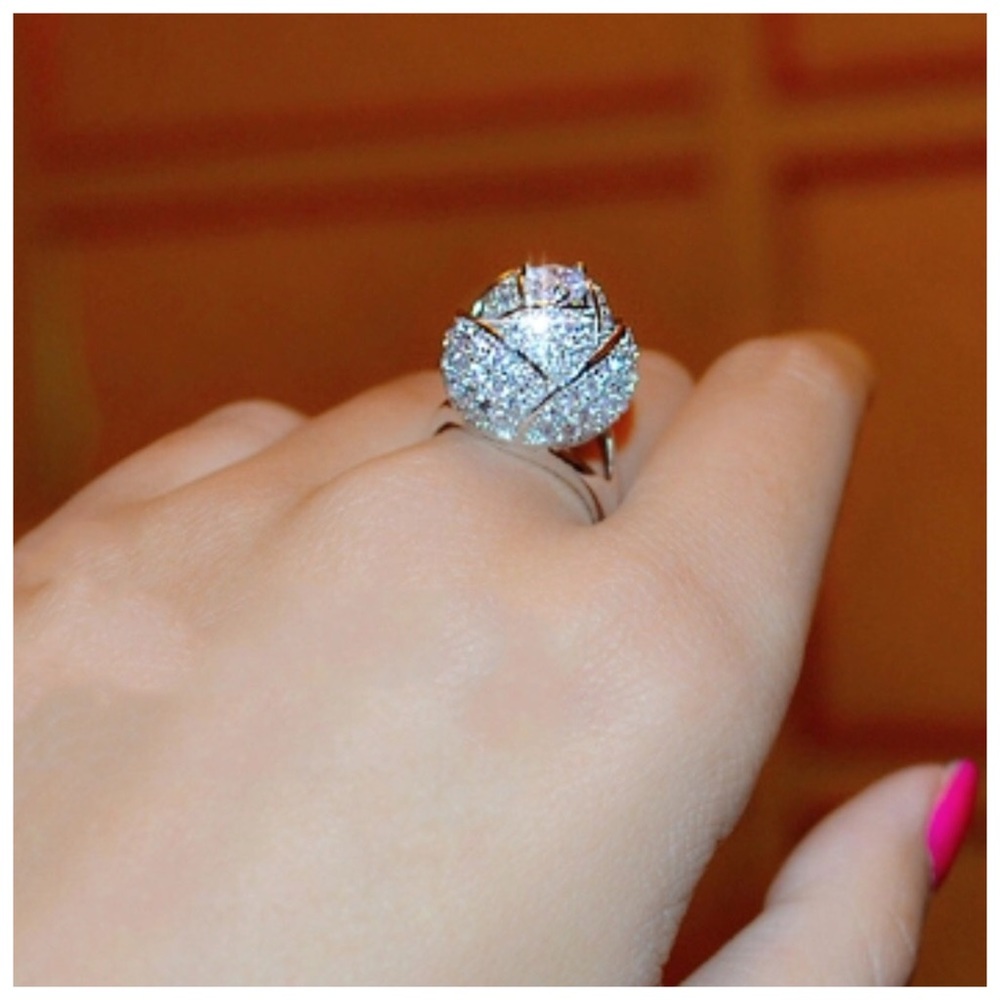 ❄️ Swarovski Crystals Pave Flower Ring S11 - Picture 3 of 4