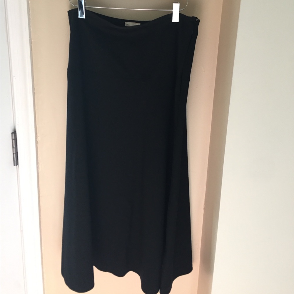 Gap skirt