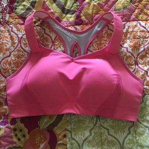 Moving Comfort Juno bra pink
