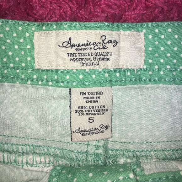 Green polka dot shorts - Picture 3 of 3