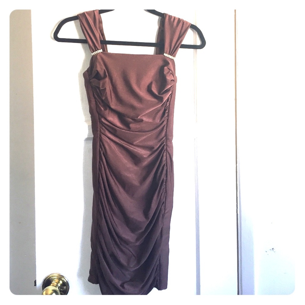 Diamond studded brown beauty!