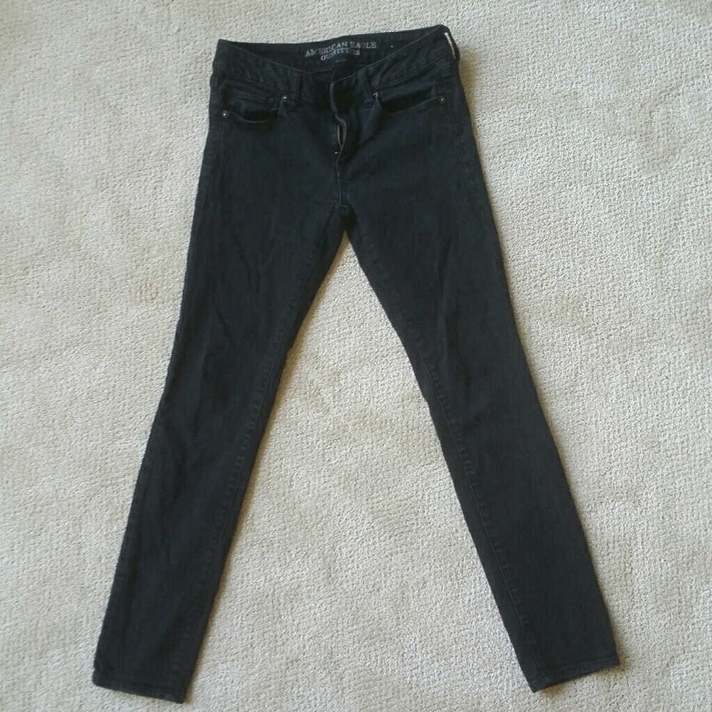 American Eagle super strech black skinny jeans