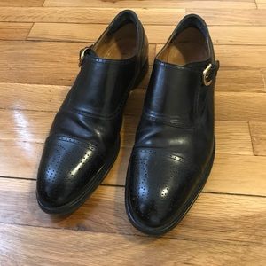 Black Gucci leather shoes; Size 10