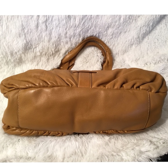 ..Cole Haan E/W Triple Zip Village Bag - Picture 3 of 8