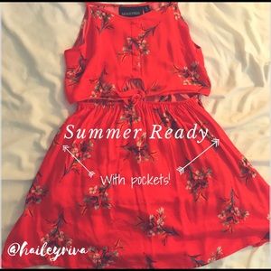 🍉Perfect fun red summer dress with pockets! 🍉