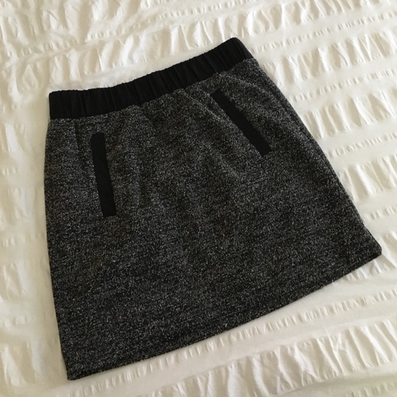 LOFT Dresses & Skirts - Loft Black and White Skirt