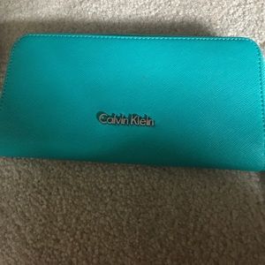 Teal Calvin Klein wallet