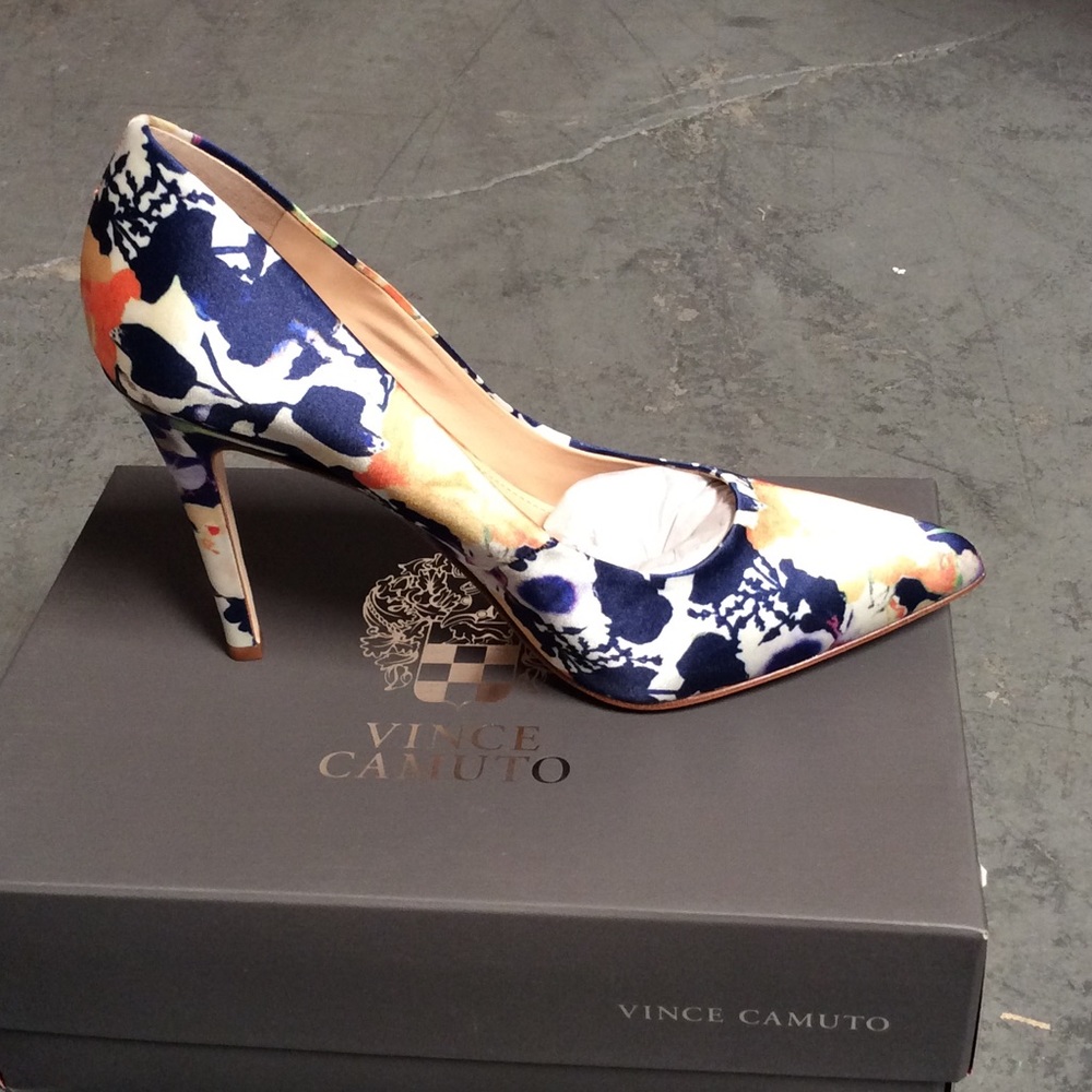 Vince Camuto - Kain