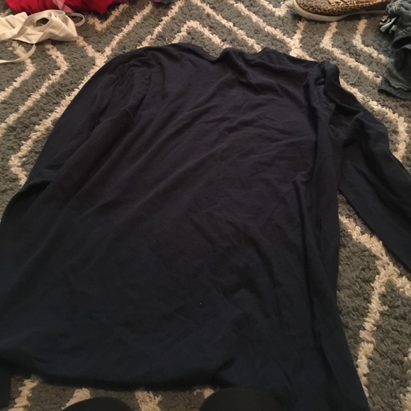 Adult Reebook Top - Picture 2 of 2