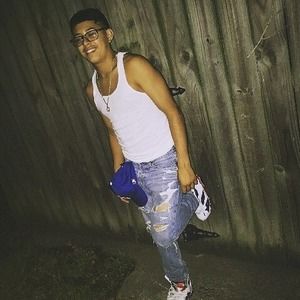 Meet your Posher, Louis