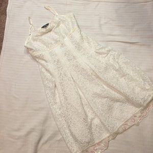 White wanko women dress