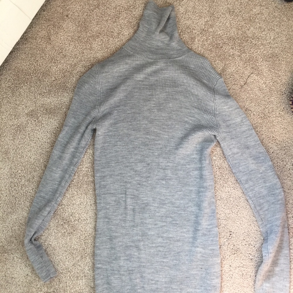 Uniqlo super soft ribbed turtleneck