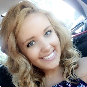 Meet your Posher, Nichole