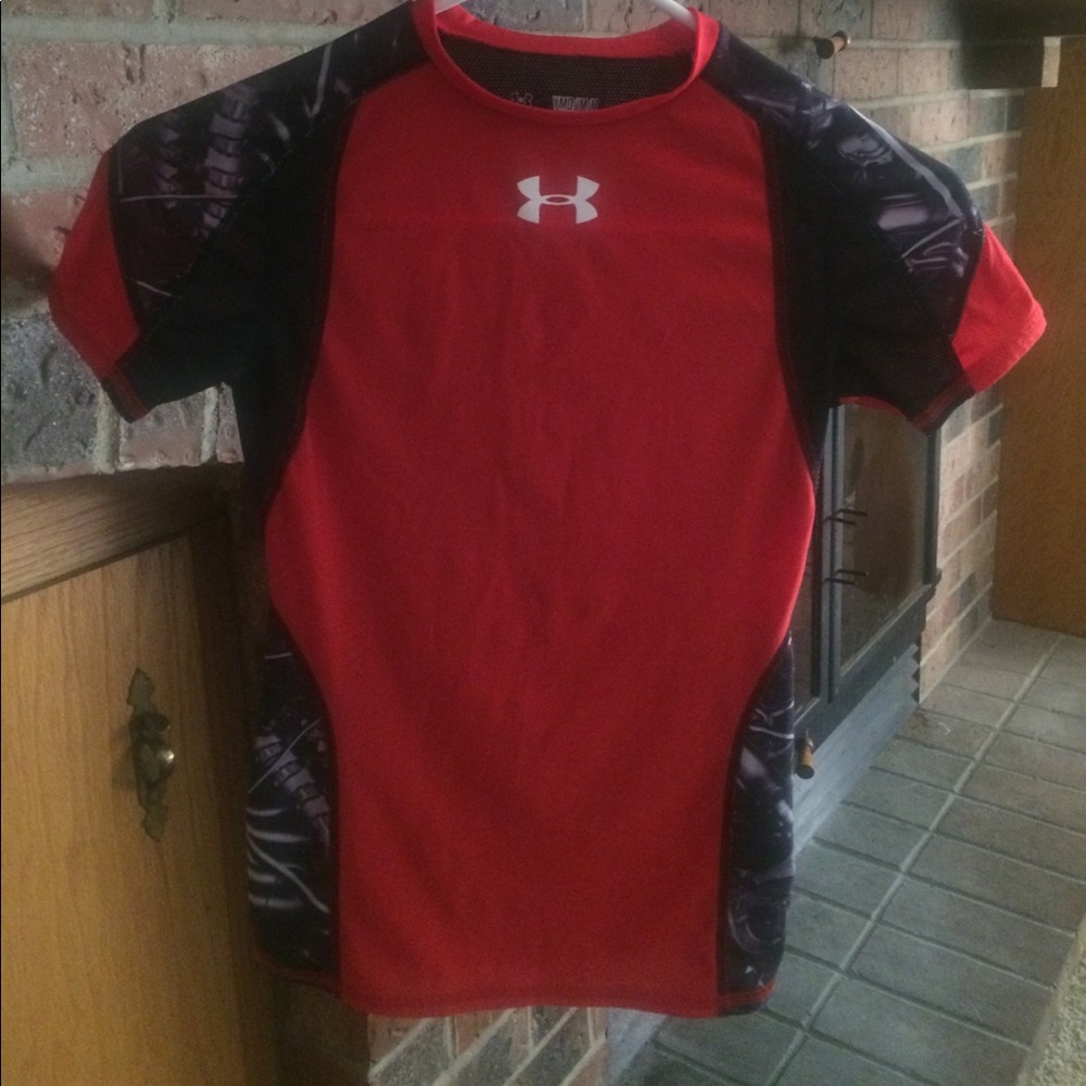 UA Fitted T-Shirts