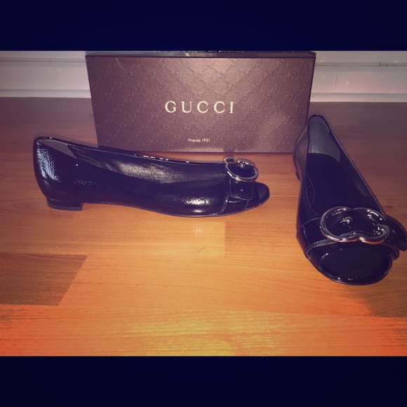 New Gucci Patent Leather Peep Toe GG flats - Picture 2 of 8