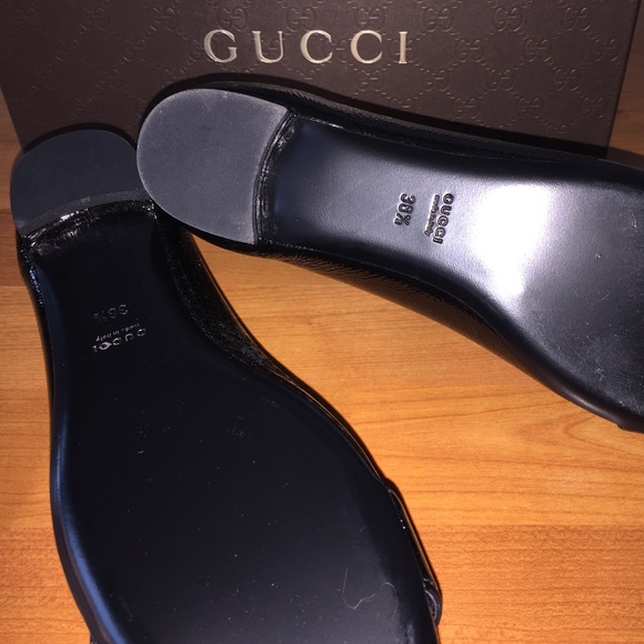 New Gucci Patent Leather Peep Toe GG flats - Picture 5 of 8