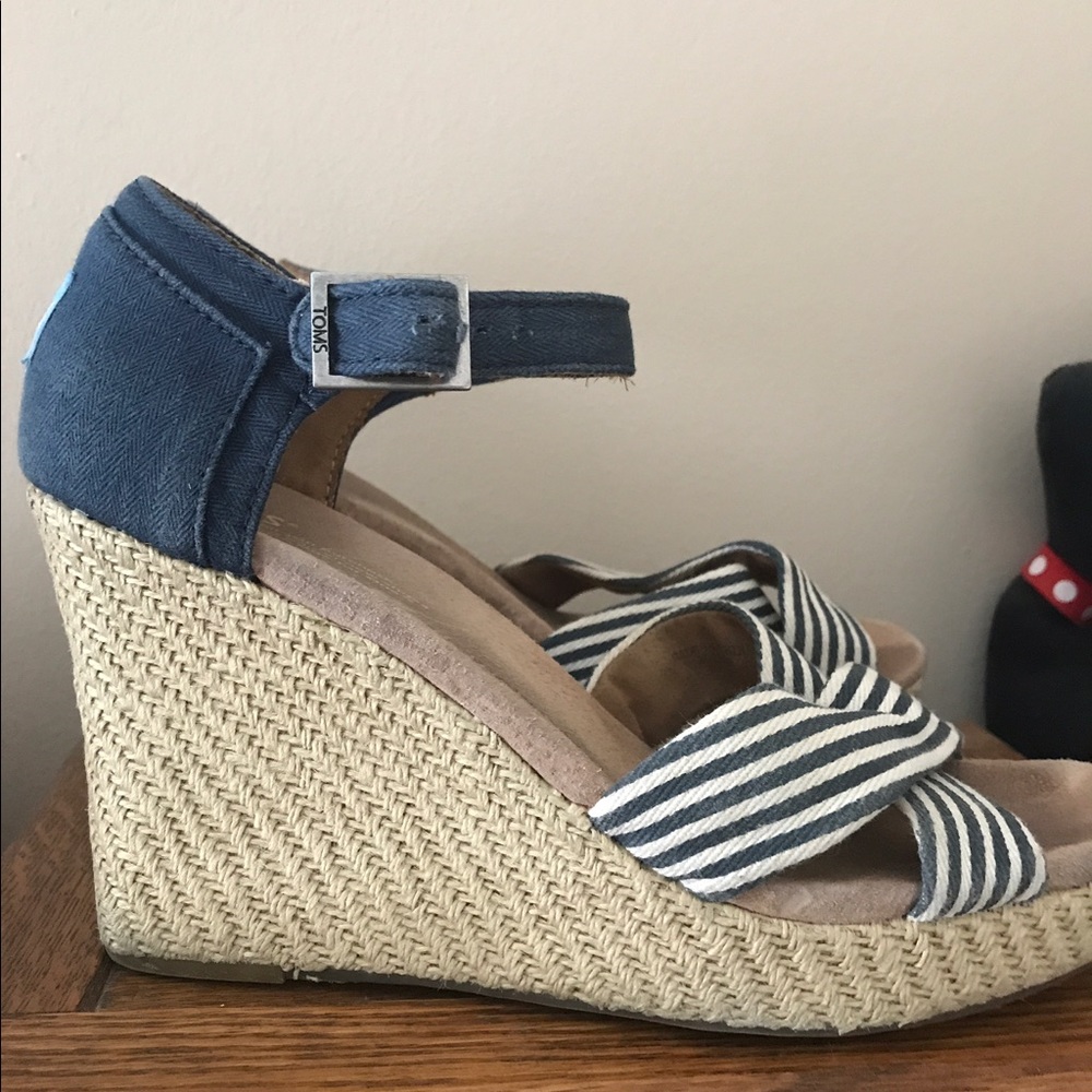 Toms heels denim cute