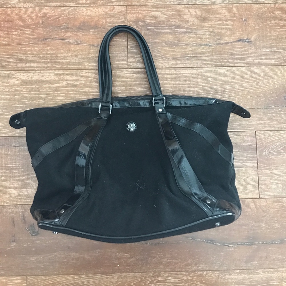 Large lulu lemon gym bag.