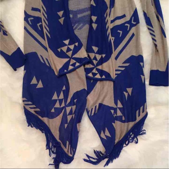 Women's size medium cardigan - Picture 2 of 3