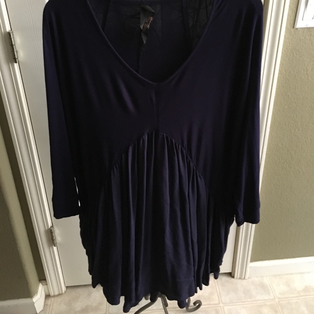 Top flowy, light weight