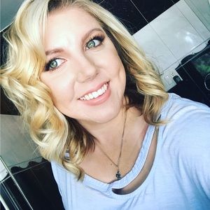 Meet your Posher, Anastasia