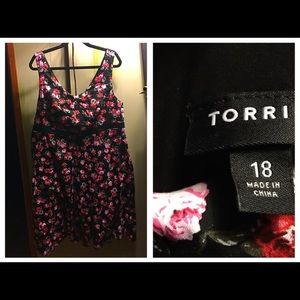 Sleeveless flower black torrid dress size 18