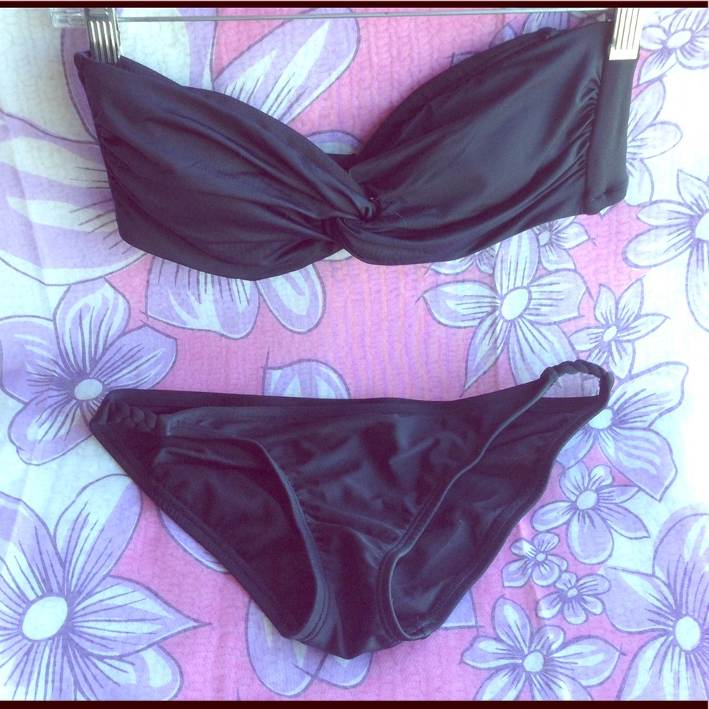 NWOT Elegant Black Bikini Sz M Top, Sz S Bottom