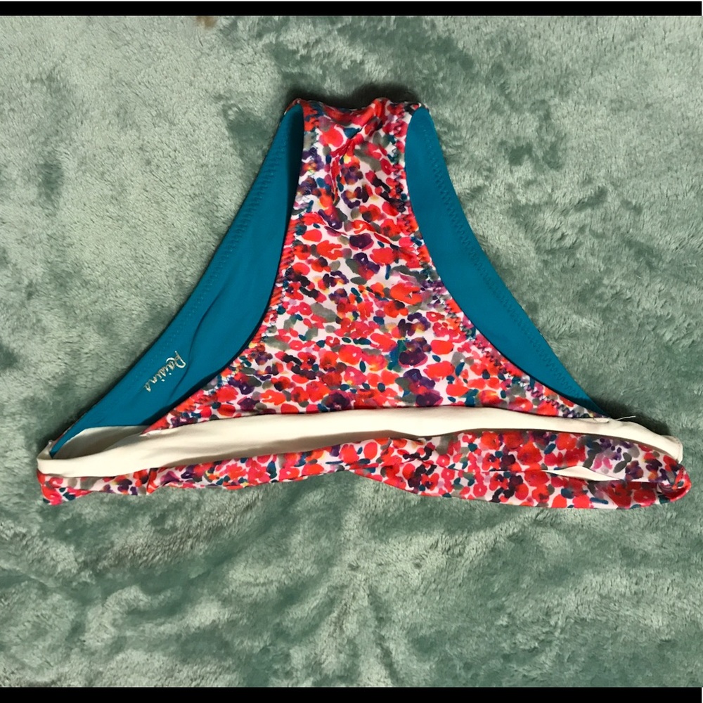 Swim bottoms reversible!!