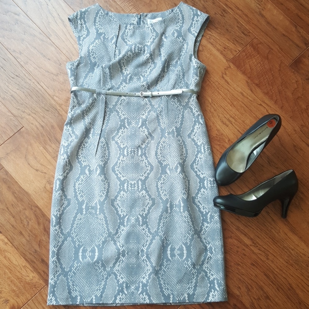 💸SOLD💸Calvin Klein Snakeskin Printed Dress - Picture 2 of 4