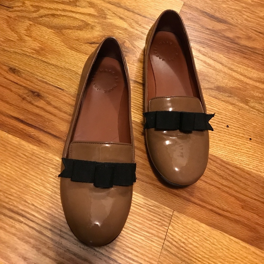 Patent brown loafer marc jacob