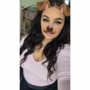 Meet your Posher, Alyssa