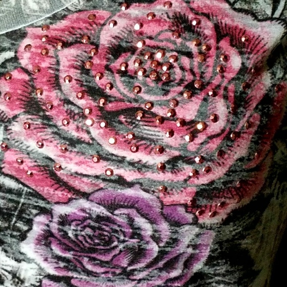 โจHPโจ Cap Sleeve Multi-color T-shirt - Picture 3 of 6