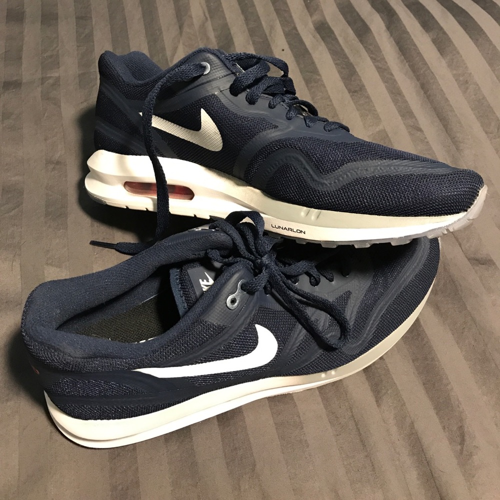 Nike ID Air Max - Women's Size 11