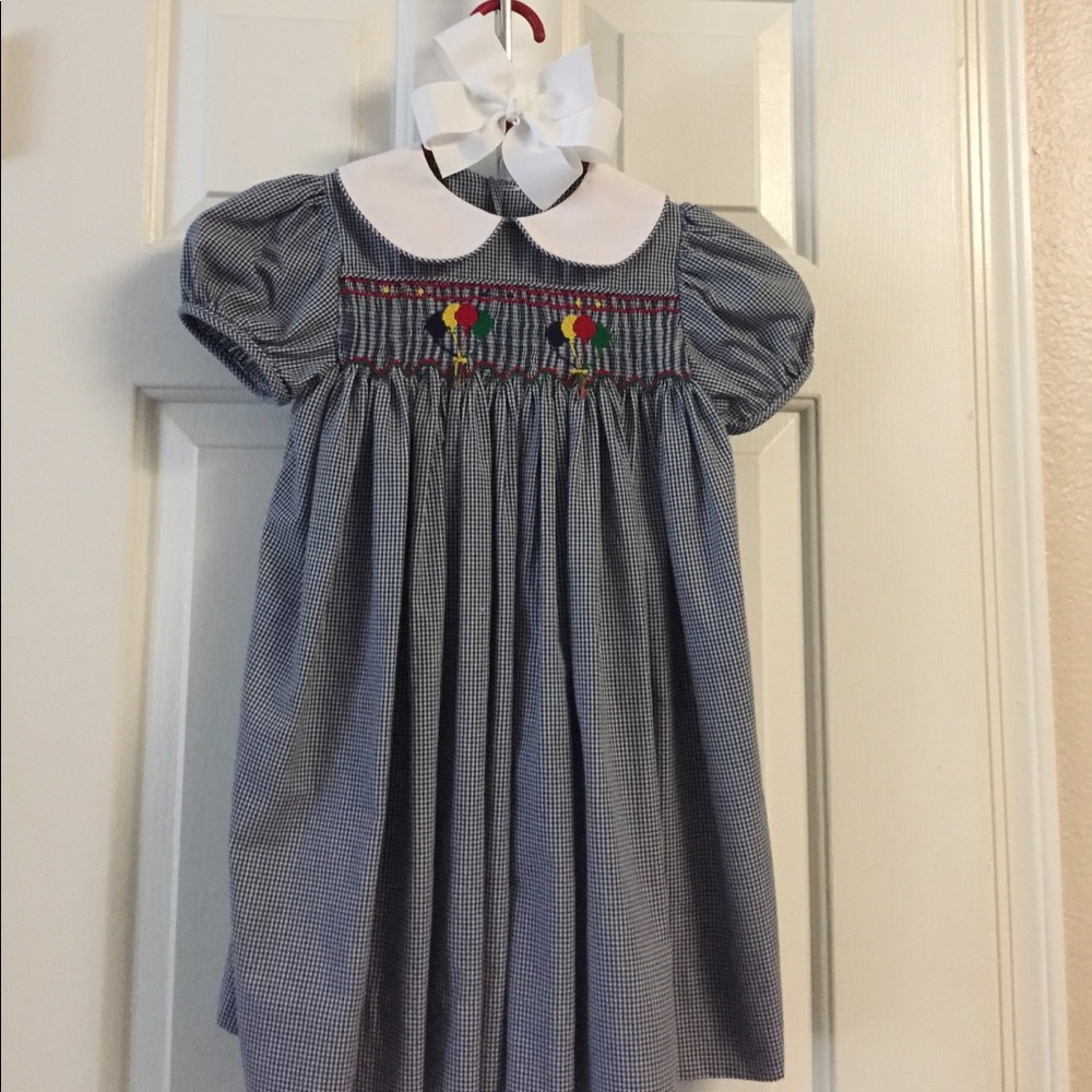 Wish Upon a Star. Girls Smocked Dress. Size 2