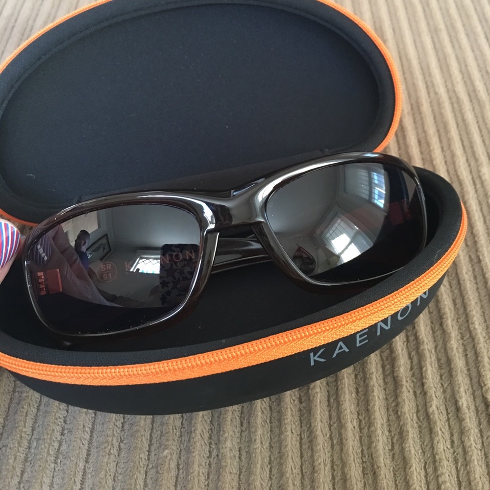 Kaenon Rhino polarized sun glasses