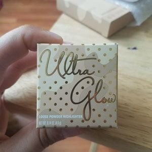 KYLIE COSMETICS Ultra Glow in FIJI