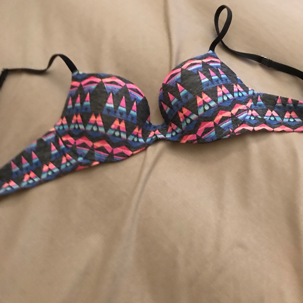 Barely worn beautiful pink VS bra