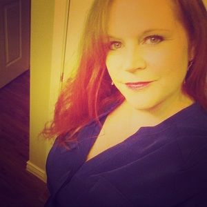 Meet your Posher, Bobbi