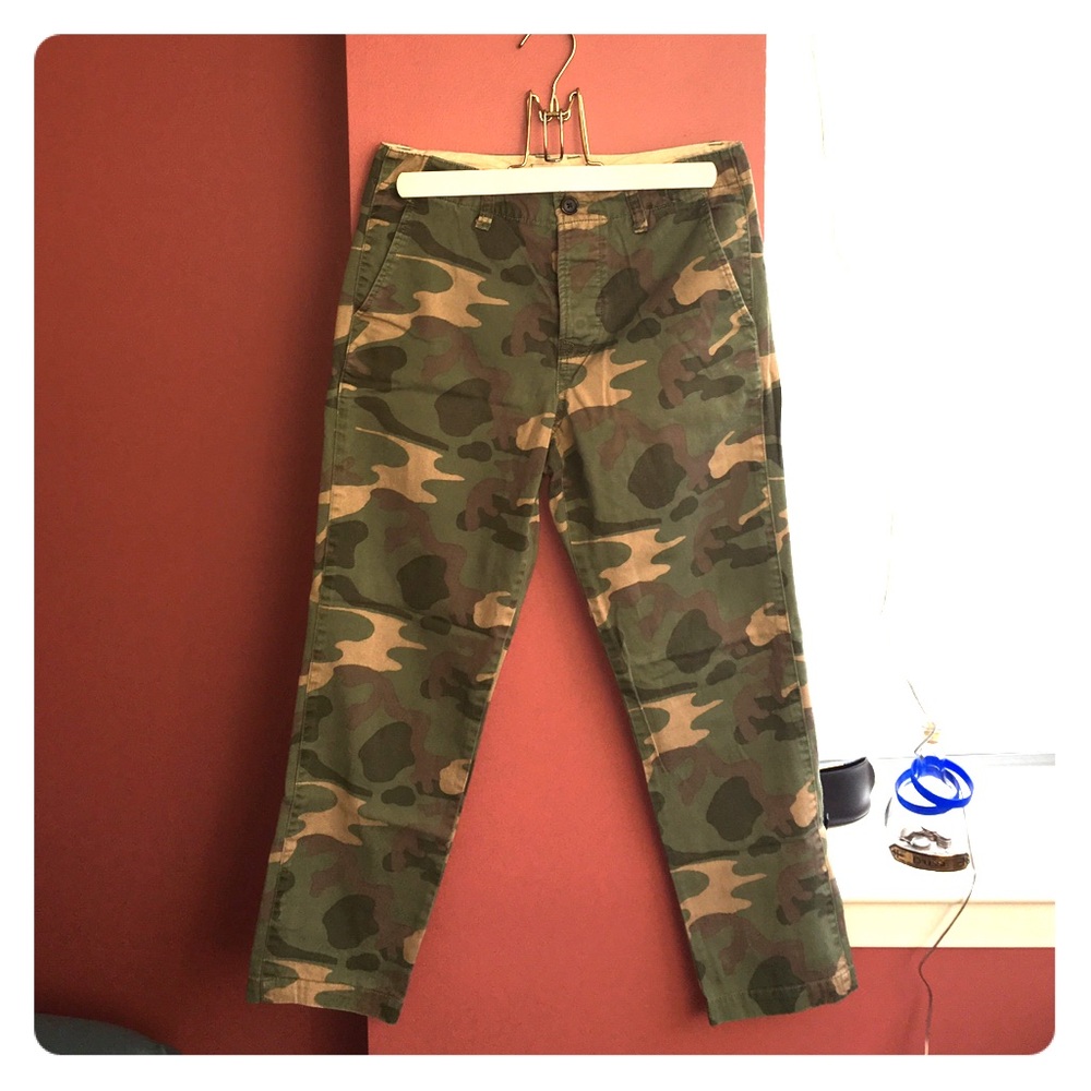 Cropped Rivington Trousers in Camo
