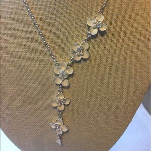 Necklace with Swarovski crystals