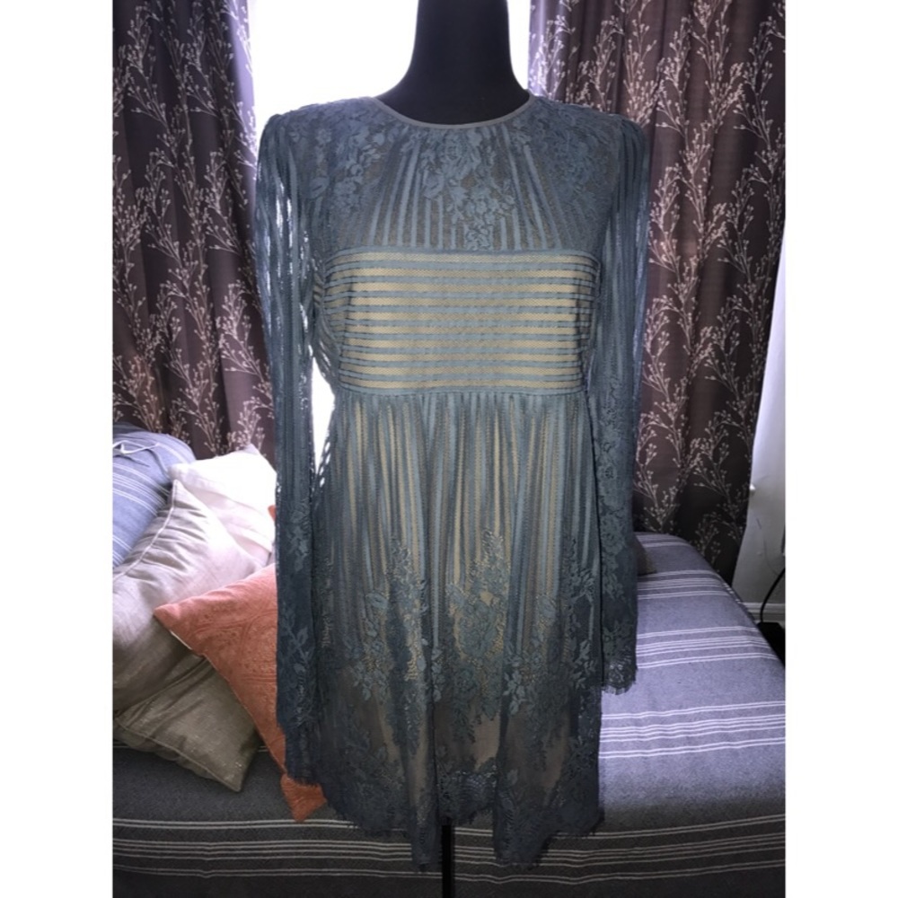 Luann Floral Lace Dress