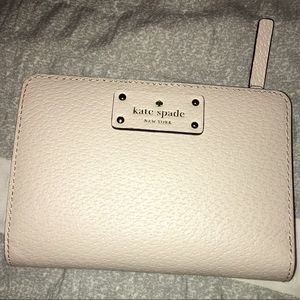 🇺🇸Kate Spade New York Wallet🇺🇸