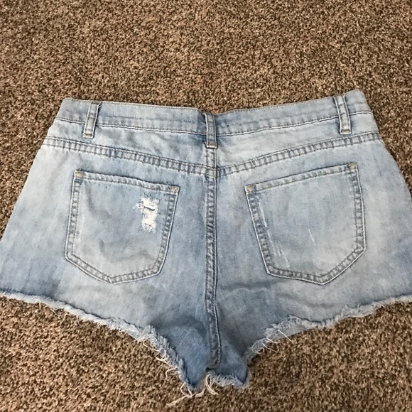 Forever 21 jean shorts - Picture 3 of 3