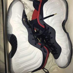 Foams Posite size 7y