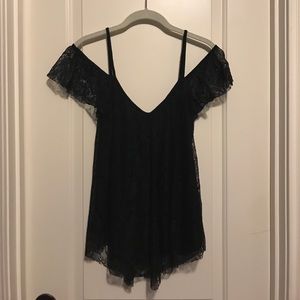 NWOT-Beautiful black blouse